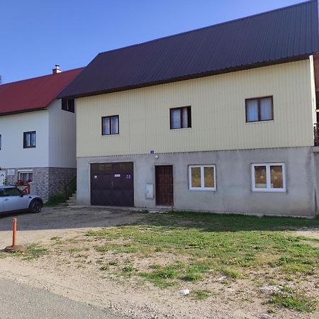 Apartmani Cetkovic 자블야크 외부 사진
